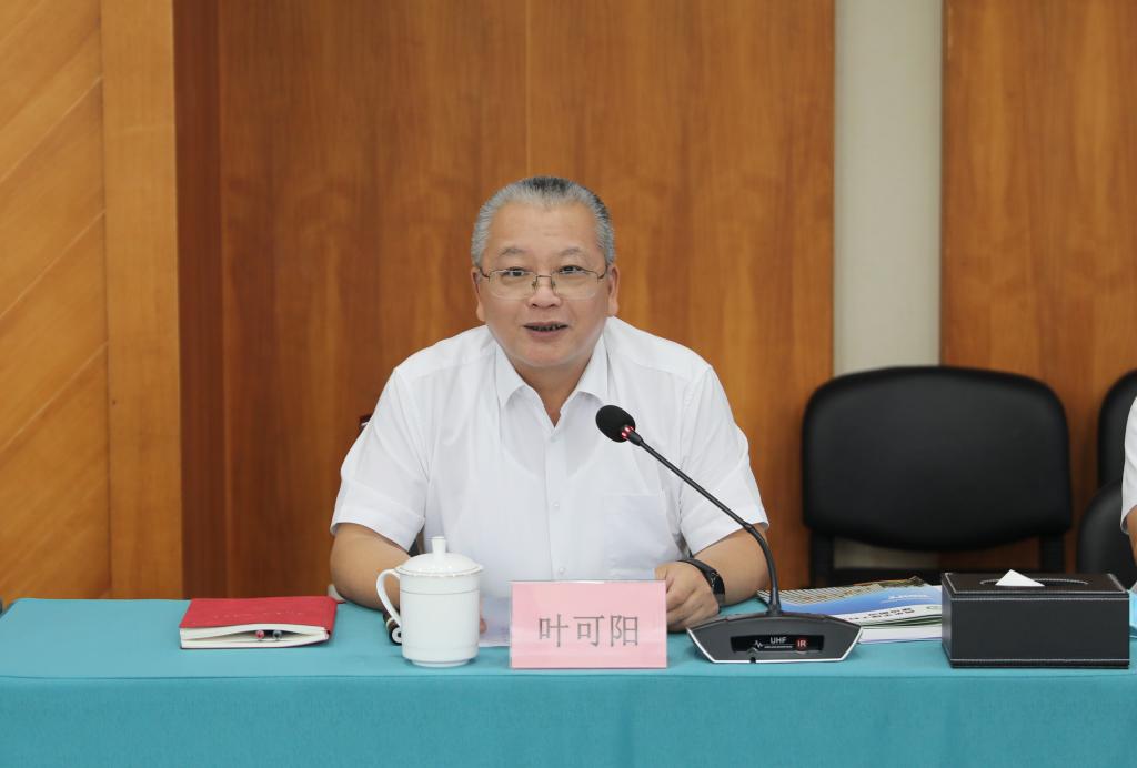 学校与谢岗镇签订校地战略合作框架协议