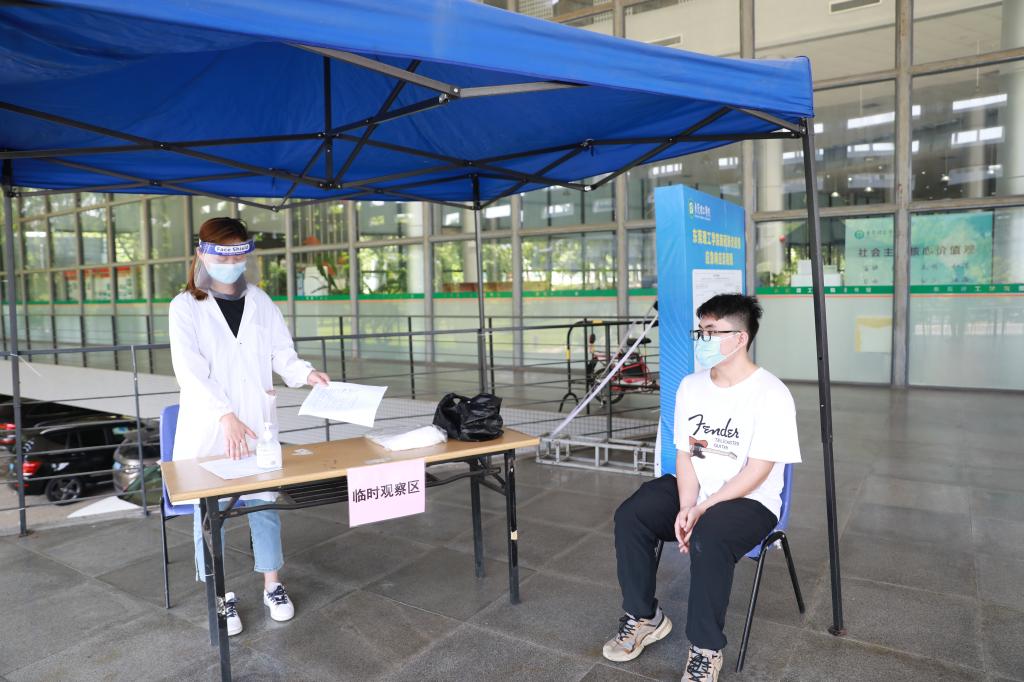 【众志成城阻击疫情】为返校做好准备！学校开展疫情防控应急演练